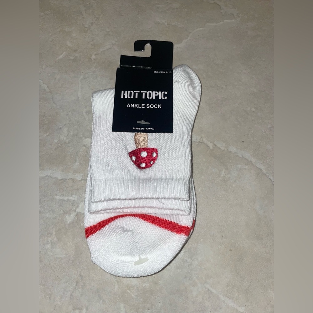 Hot Topic Mushroom Socks